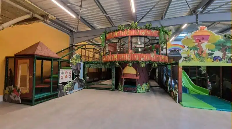 Indoor playground in Corsica: challenge of the year